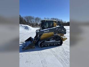 2023 John Deere 331G