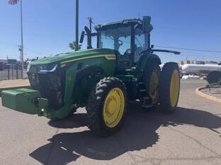 2023 John Deere 8R 230
