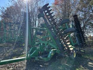 2014 John Deere 2623VT