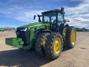 2023 John Deere 8R 370
