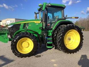 2023 John Deere 7R 250