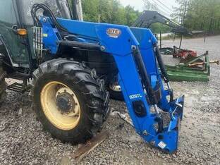 New Holland 825TL