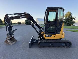 2022 John Deere 35G