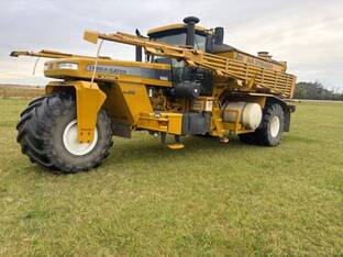 2010 Ag Chem TERRAGATOR 8203
