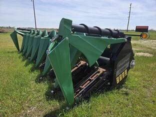 2020 MacDon Industries C3008C