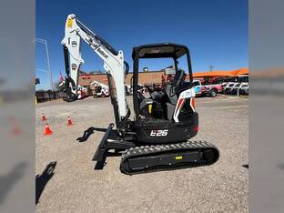 2025 Bobcat E26