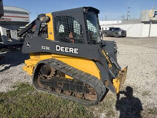 2018 John Deere 323E