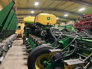 2019 John Deere 1775NT