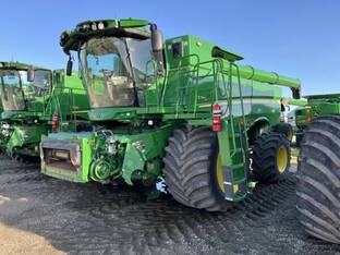2024 John Deere S790