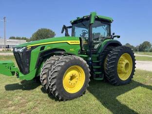 2023 John Deere 8R 370