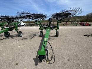 2025 Frontier WR3210