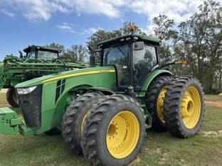 2017 John Deere 8370R