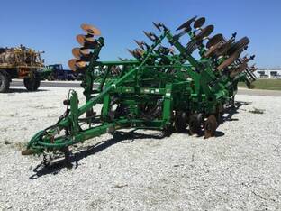 2023 John Deere 2730