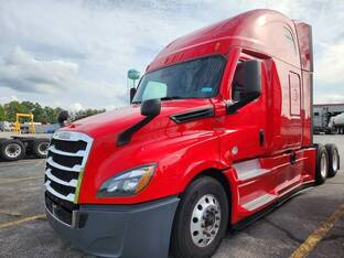 2022 Freightliner CASCADIA 126