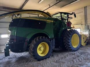 2023 John Deere 9700