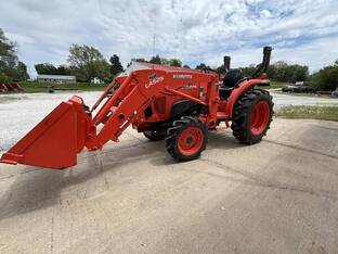2014 Kubota L3901D
