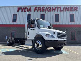 2026 Freightliner BUSINESS CLASS M2 106 PLUS