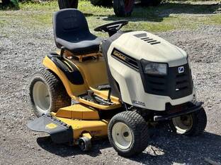 2014 Cub Cadet LGT1054