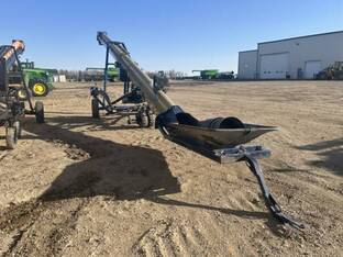 2020 Harvest International FC1545