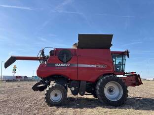 2012 Case IH 8230