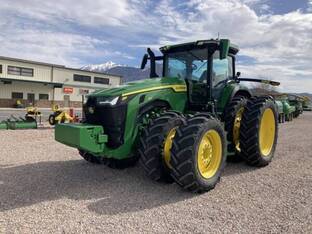 2023 John Deere 8R 250