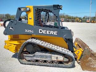 2020 John Deere 325G