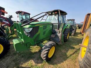 2016 John Deere 6125M