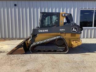 2020 John Deere 325G