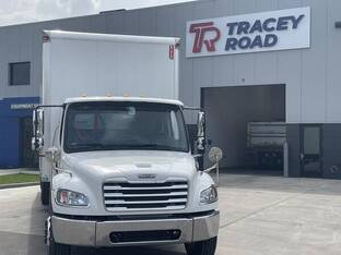 2025 Freightliner BUSINESS CLASS M2 106 PLUS