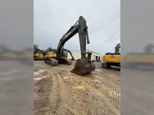 2016 John Deere 470G LC