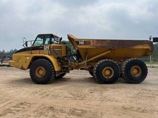 2006 Caterpillar 740