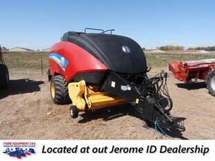 2013 New Holland BIG BALER 340