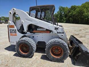 2005 Bobcat S250
