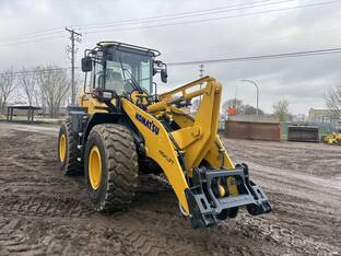 2025 Komatsu WA200-8