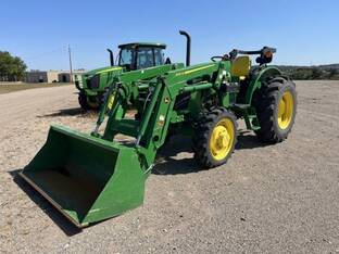 2019 John Deere 5065E