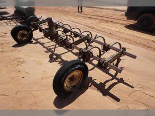 1974 John Deere C1781N