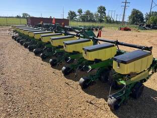 2014 John Deere 1720