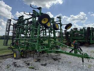 2023 John Deere 2230LL