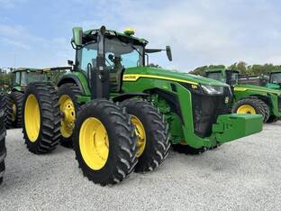 2022 John Deere 8R 310