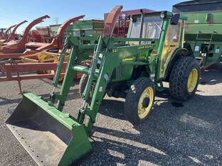 1999 John Deere 5210