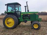 1988 John Deere 4450