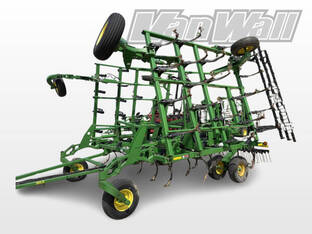 2004 John Deere 2210