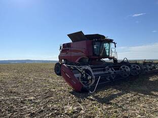 2023 MacDon Industries FD240