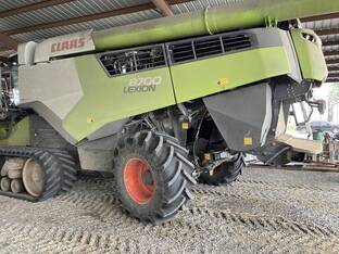 2023 Claas LEXION 8700TT