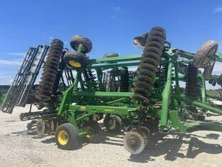 2023 John Deere 2660VT