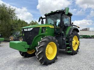2023 John Deere 7R 230