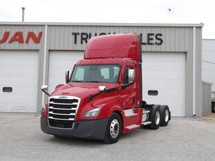 2022 Freightliner CASCADIA 126