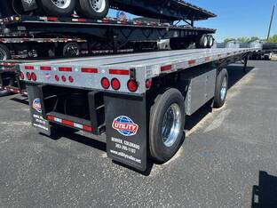 2024 Utility LATE MODEL, 53' SPREAD AIR COMBO FLATBED