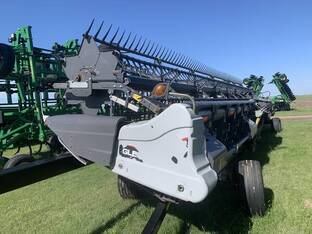2016 Gleaner 9255
