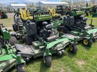 2023 John Deere 652R